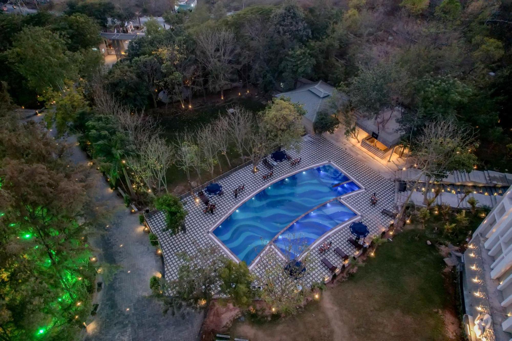 Essentia Luxury Resort & Spa أُودايبور المظهر الخارجي الصورة